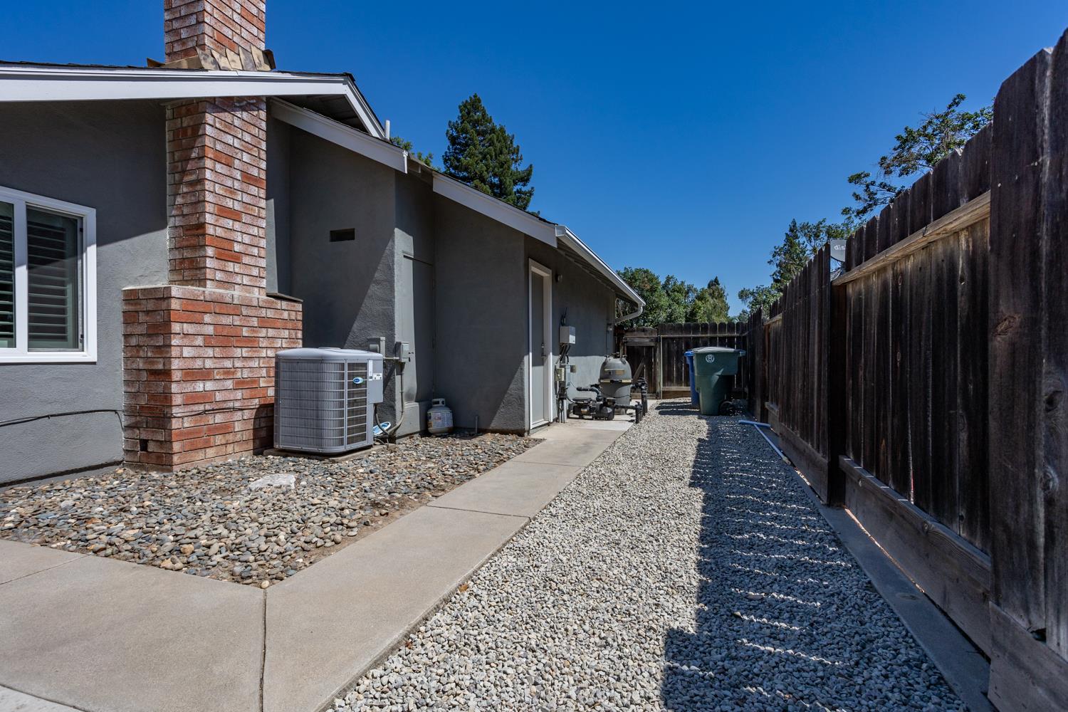 3012 Mammoth Way, Modesto, CA 95355