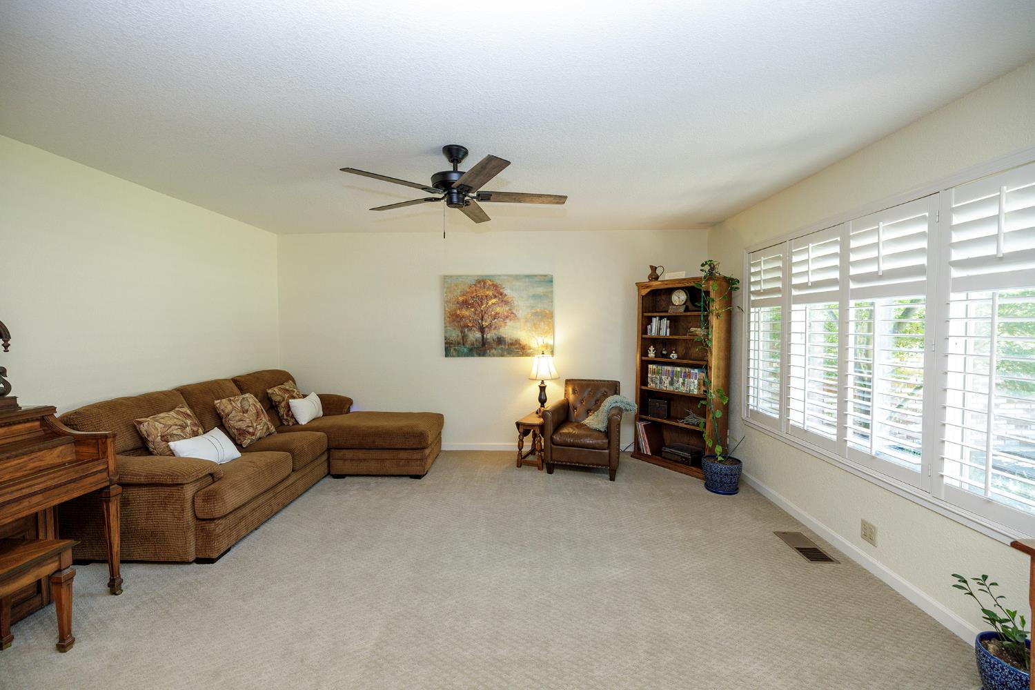 3836 Hillsboro Ct, Modesto, CA 95356