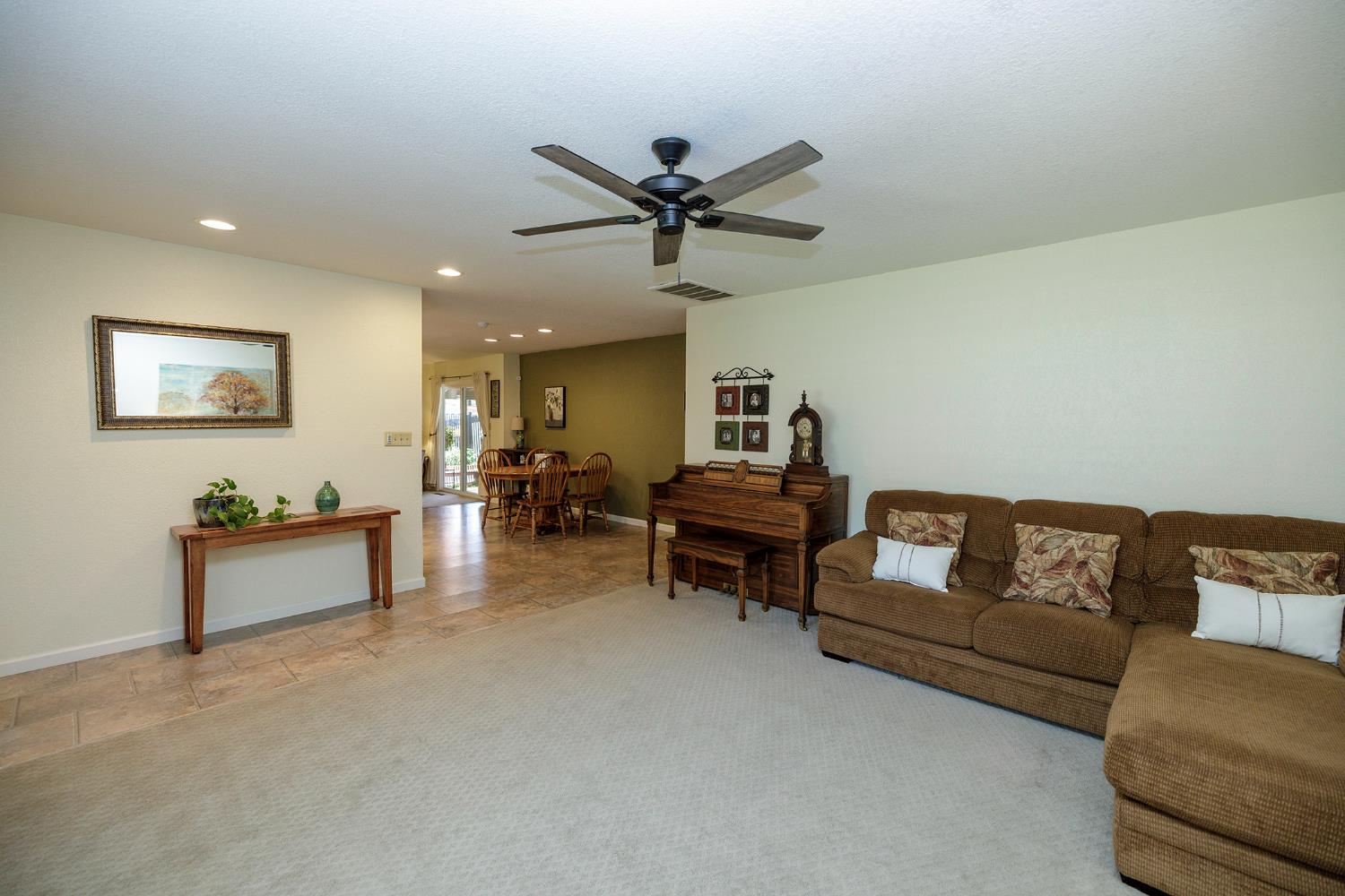 3836 Hillsboro Ct, Modesto, CA 95356