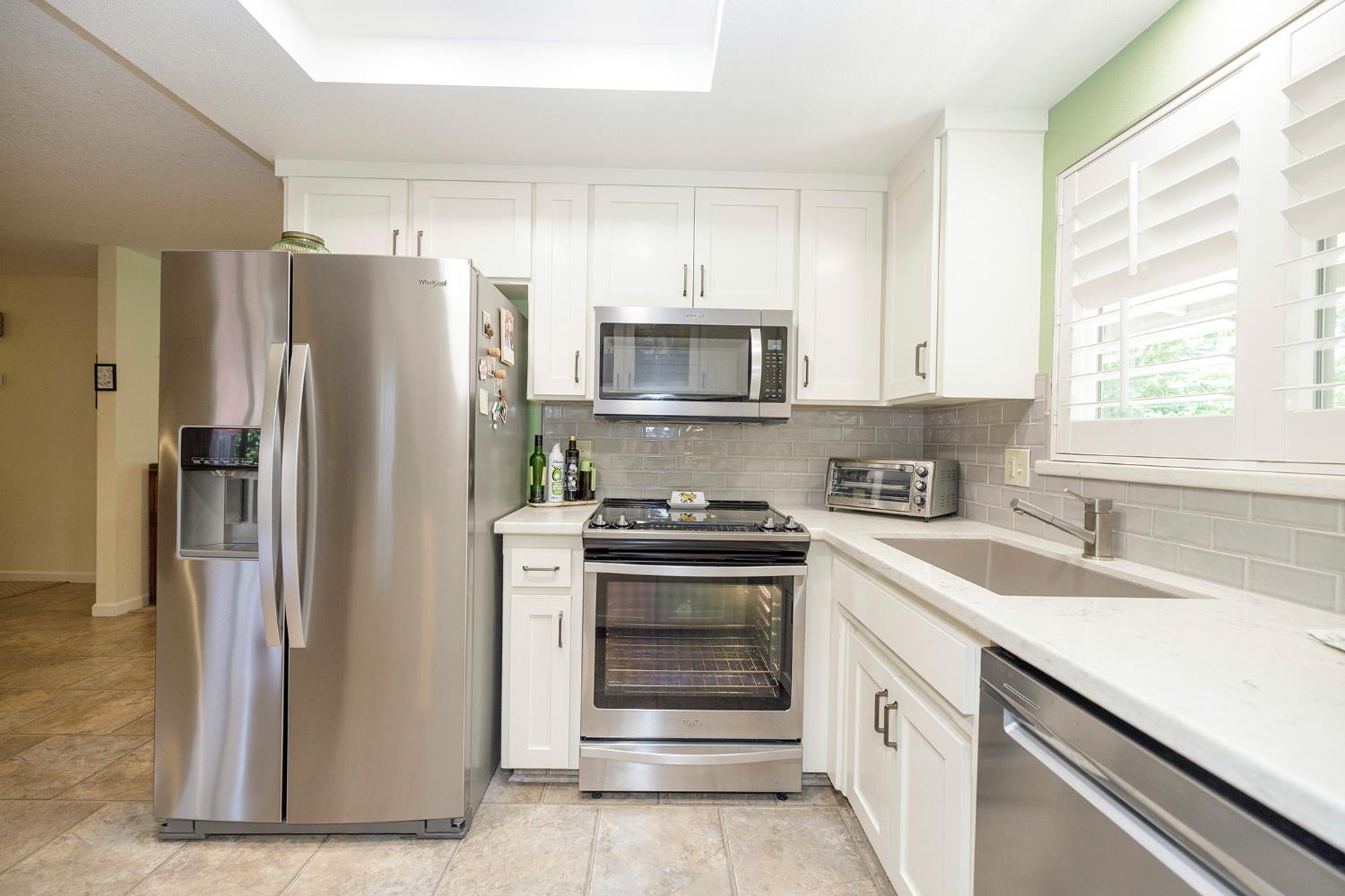 3836 Hillsboro Ct, Modesto, CA 95356