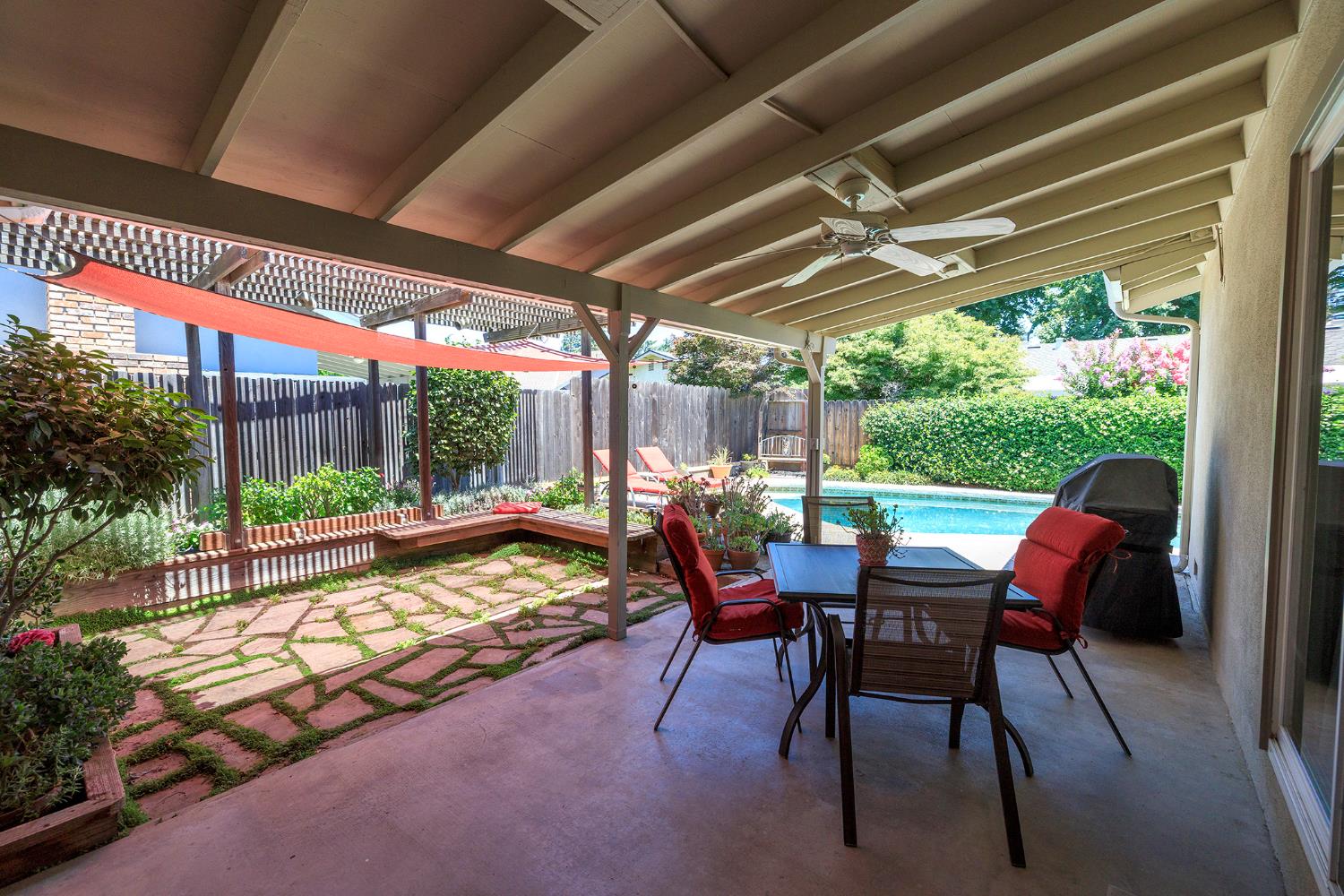 3836 Hillsboro Ct, Modesto, CA 95356
