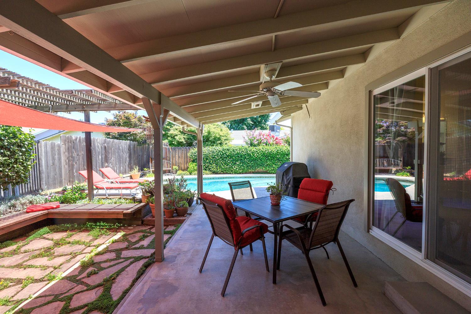 3836 Hillsboro Ct, Modesto, CA 95356