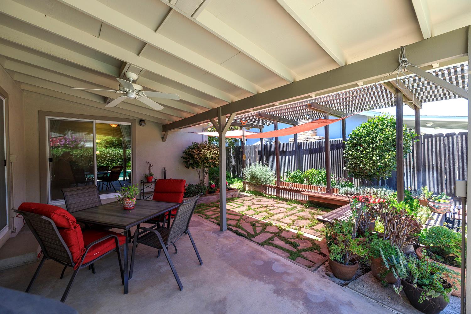 3836 Hillsboro Ct, Modesto, CA 95356