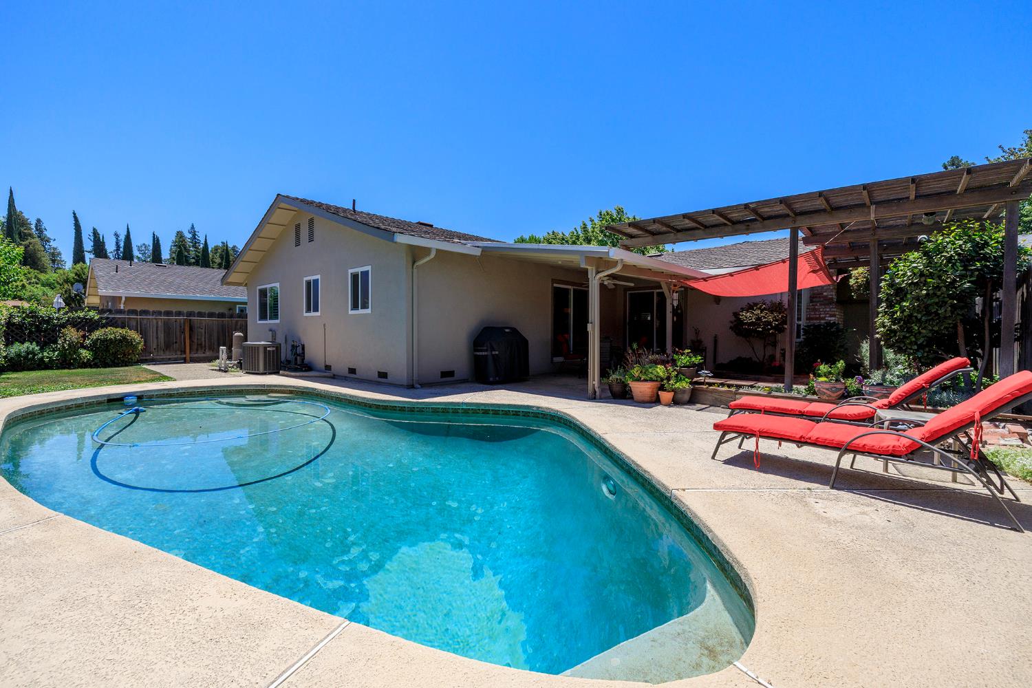 3836 Hillsboro Ct, Modesto, CA 95356