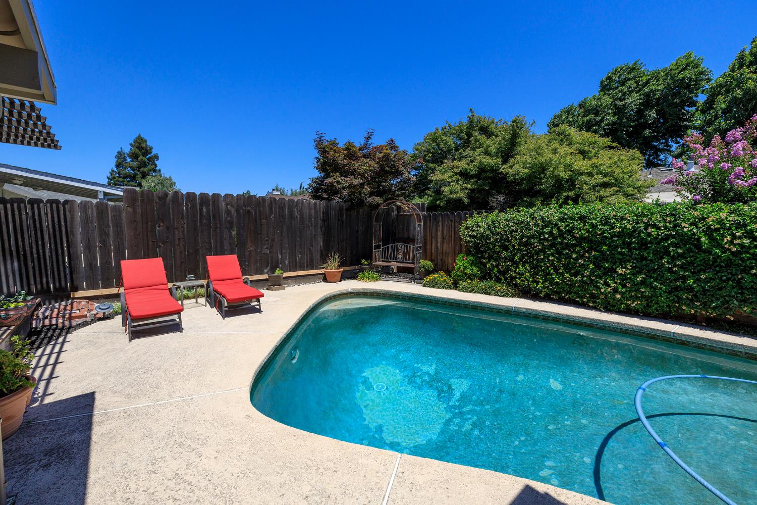 3836 Hillsboro Ct, Modesto, CA 95356