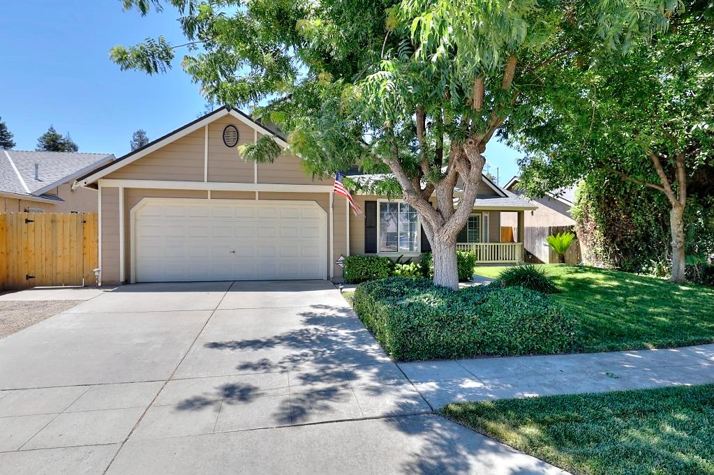 5659 W Menlo Ave, Fresno, CA 93722