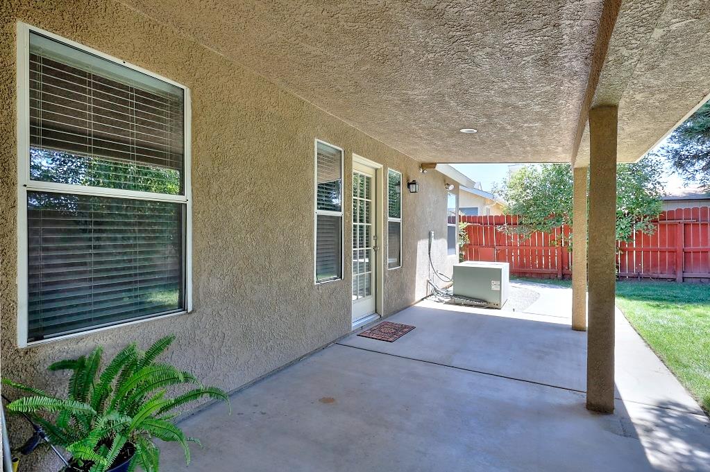 5659 W Menlo Ave, Fresno, CA 93722