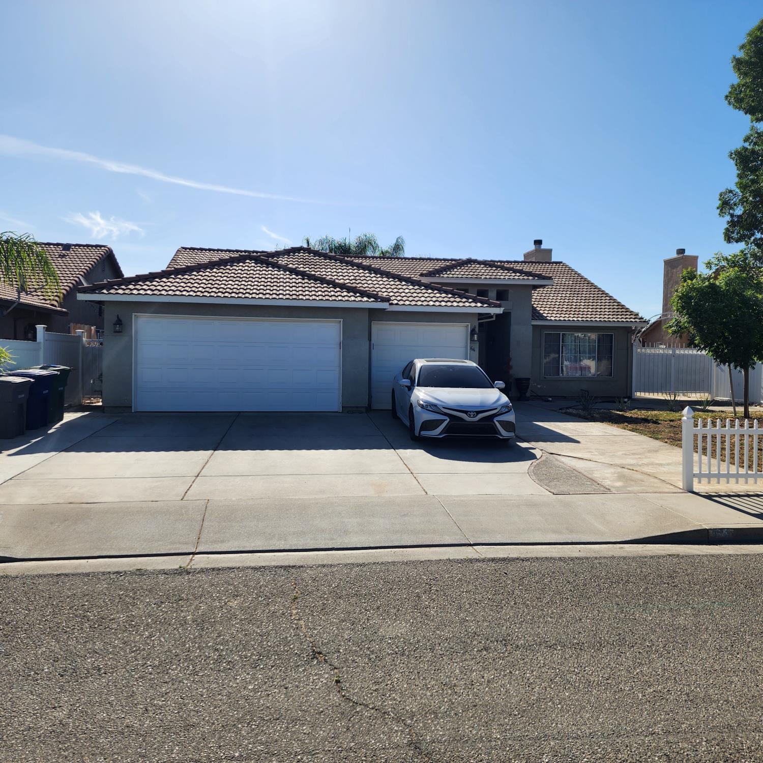 64 Jensen Rd, Gustine, CA 95322