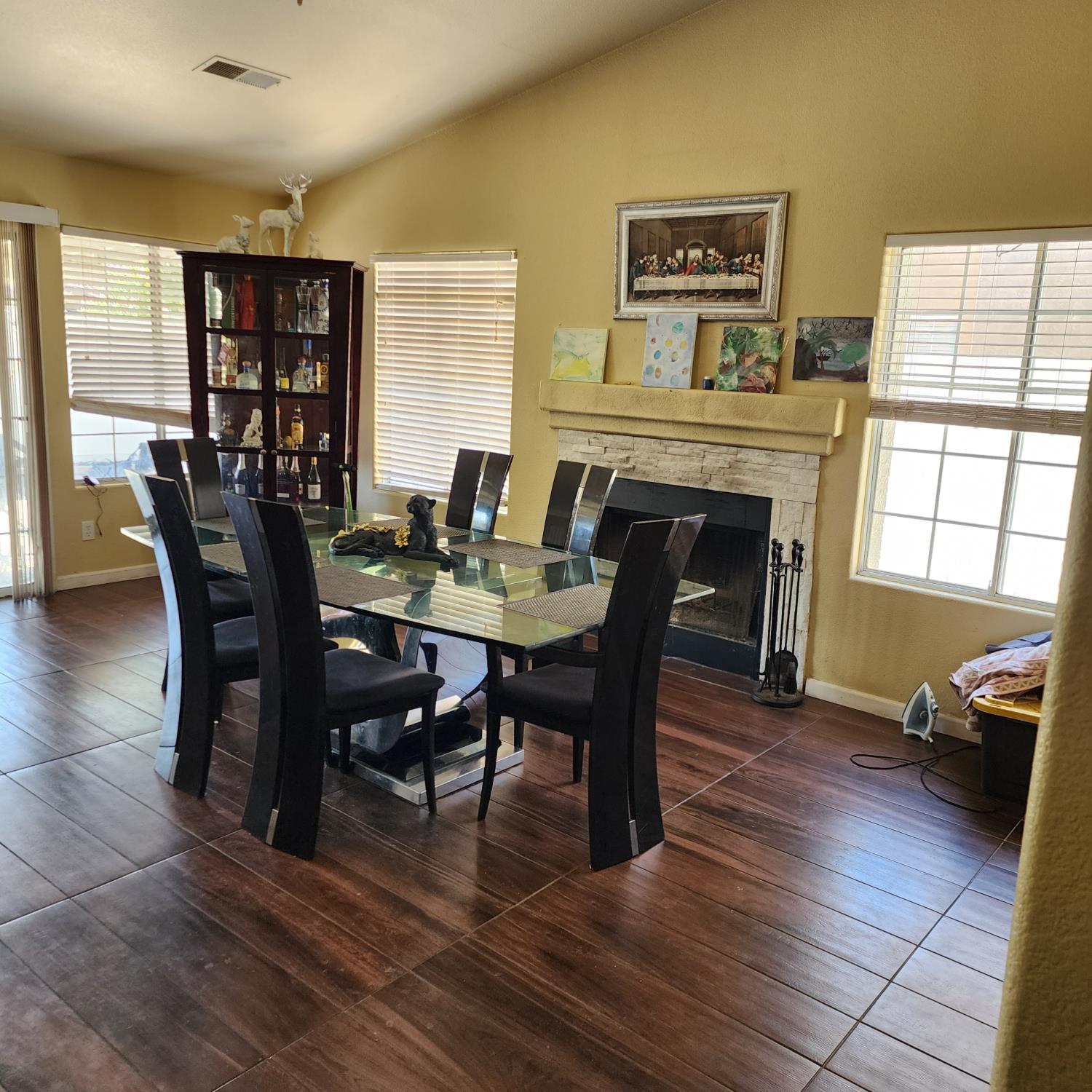 64 Jensen Rd, Gustine, CA 95322