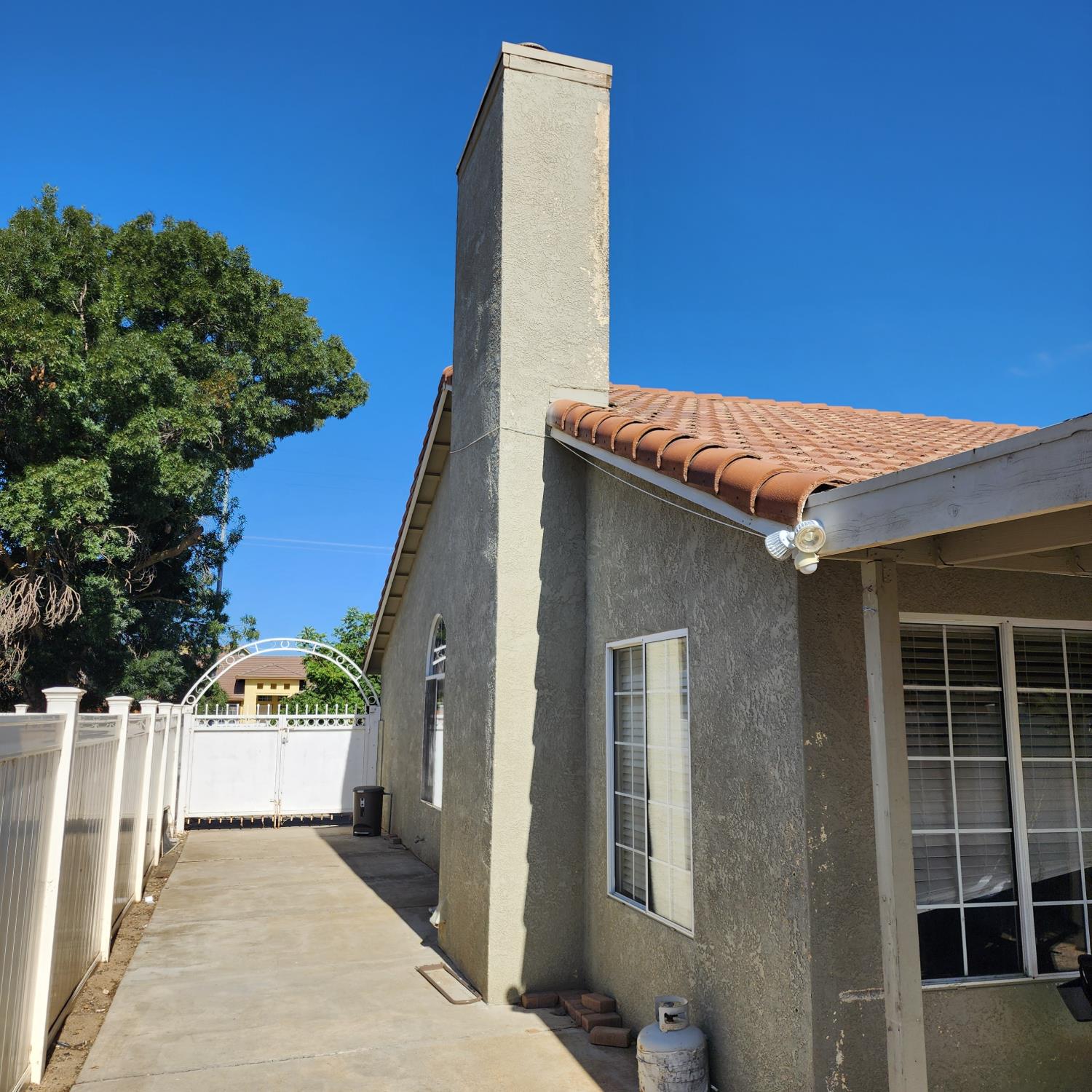 64 Jensen Rd, Gustine, CA 95322