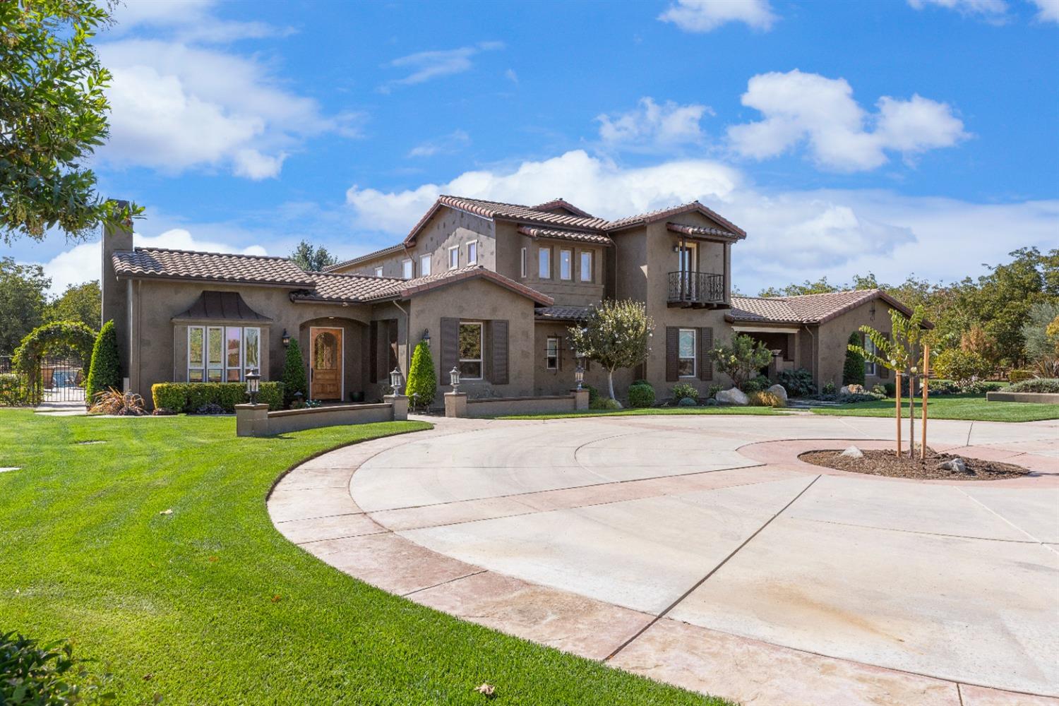 618 Elfers Rd, Patterson, CA 95363
