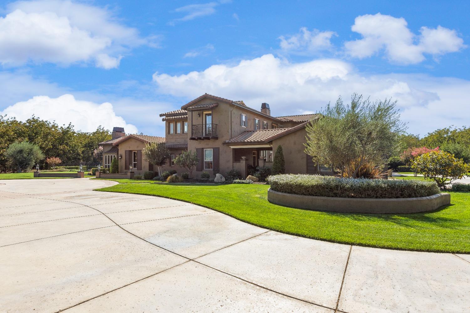 618 Elfers Rd, Patterson, CA 95363