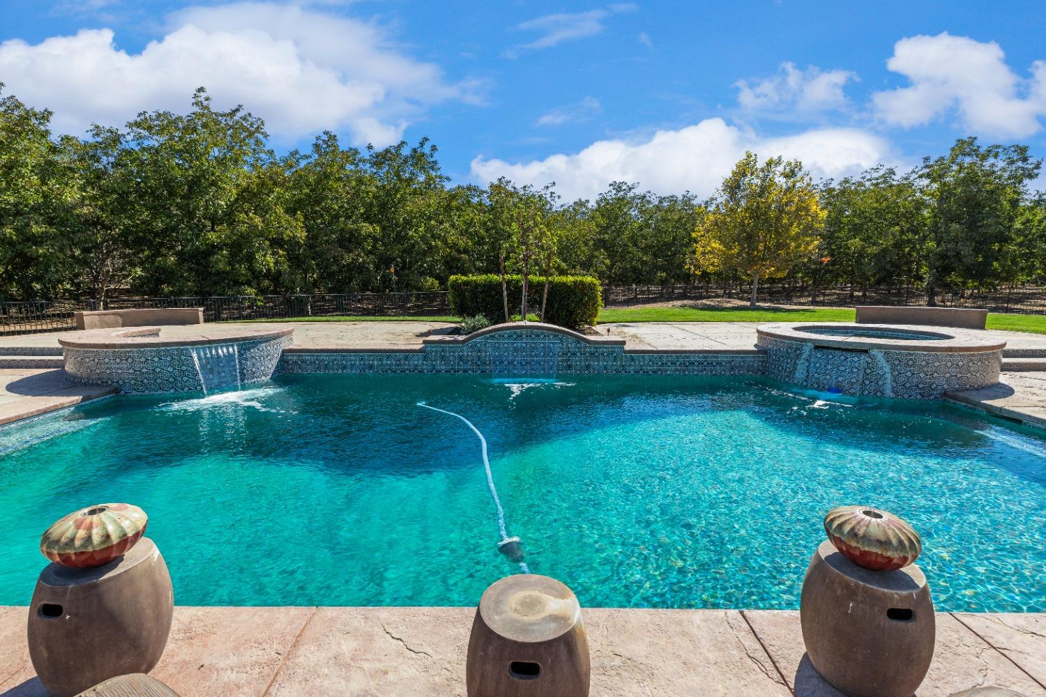 618 Elfers Rd, Patterson, CA 95363