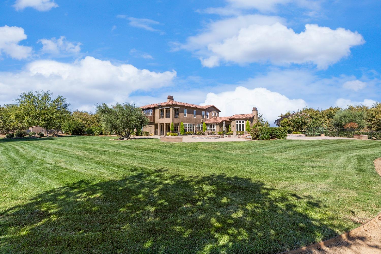 618 Elfers Rd, Patterson, CA 95363
