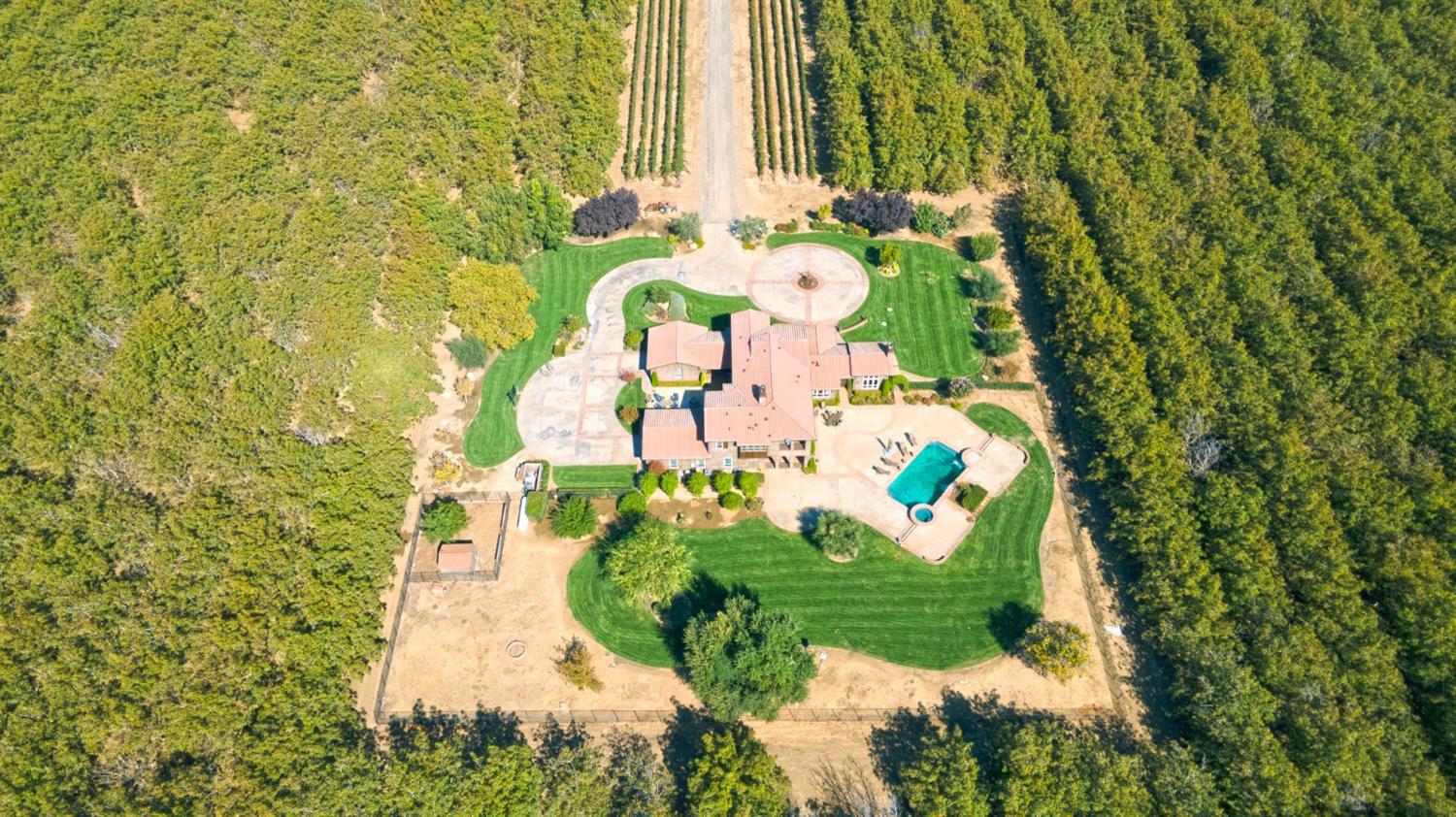 618 Elfers Rd, Patterson, CA 95363