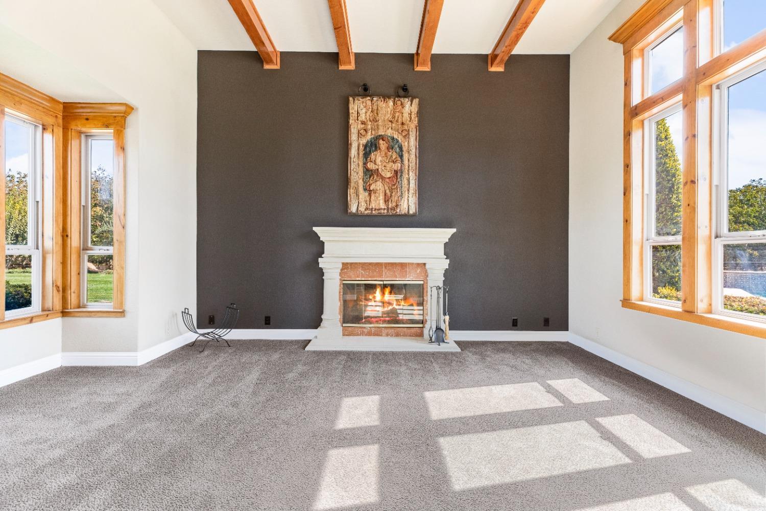618 Elfers Rd, Patterson, CA 95363