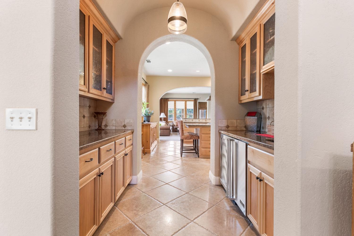 618 Elfers Rd, Patterson, CA 95363