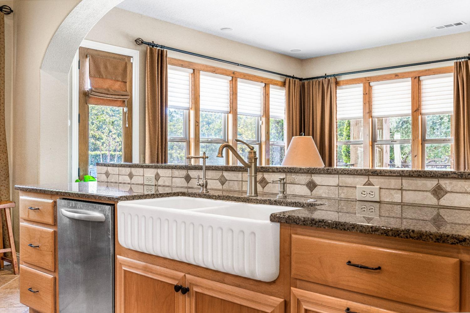 618 Elfers Rd, Patterson, CA 95363