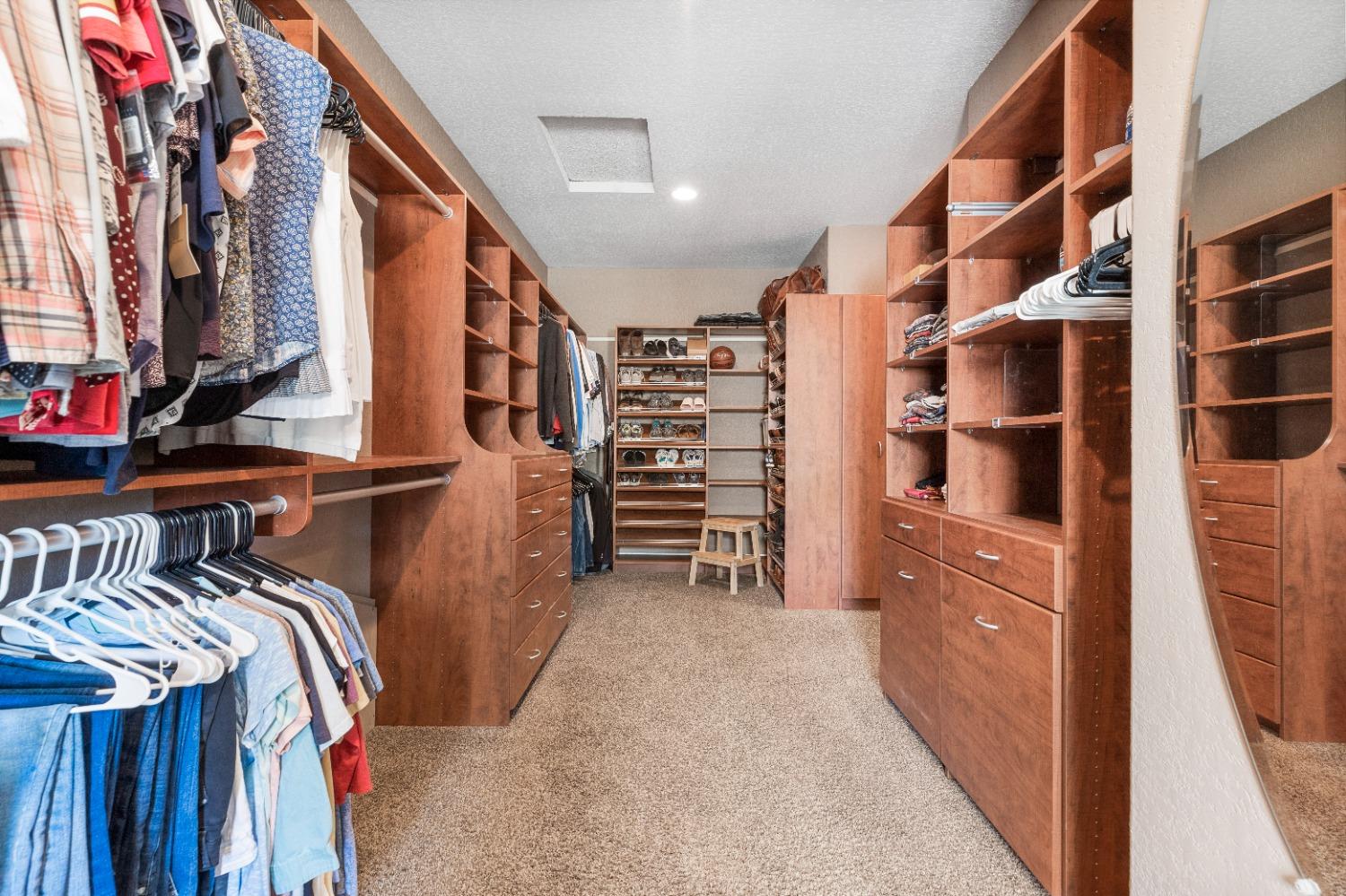618 Elfers Rd, Patterson, CA 95363