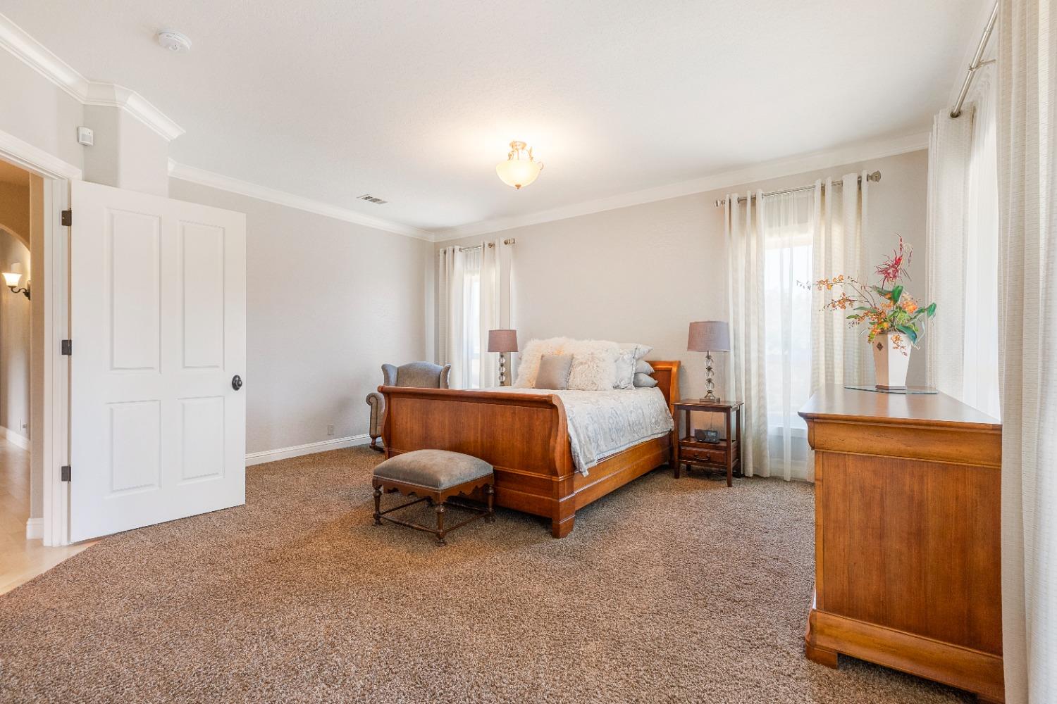 618 Elfers Rd, Patterson, CA 95363