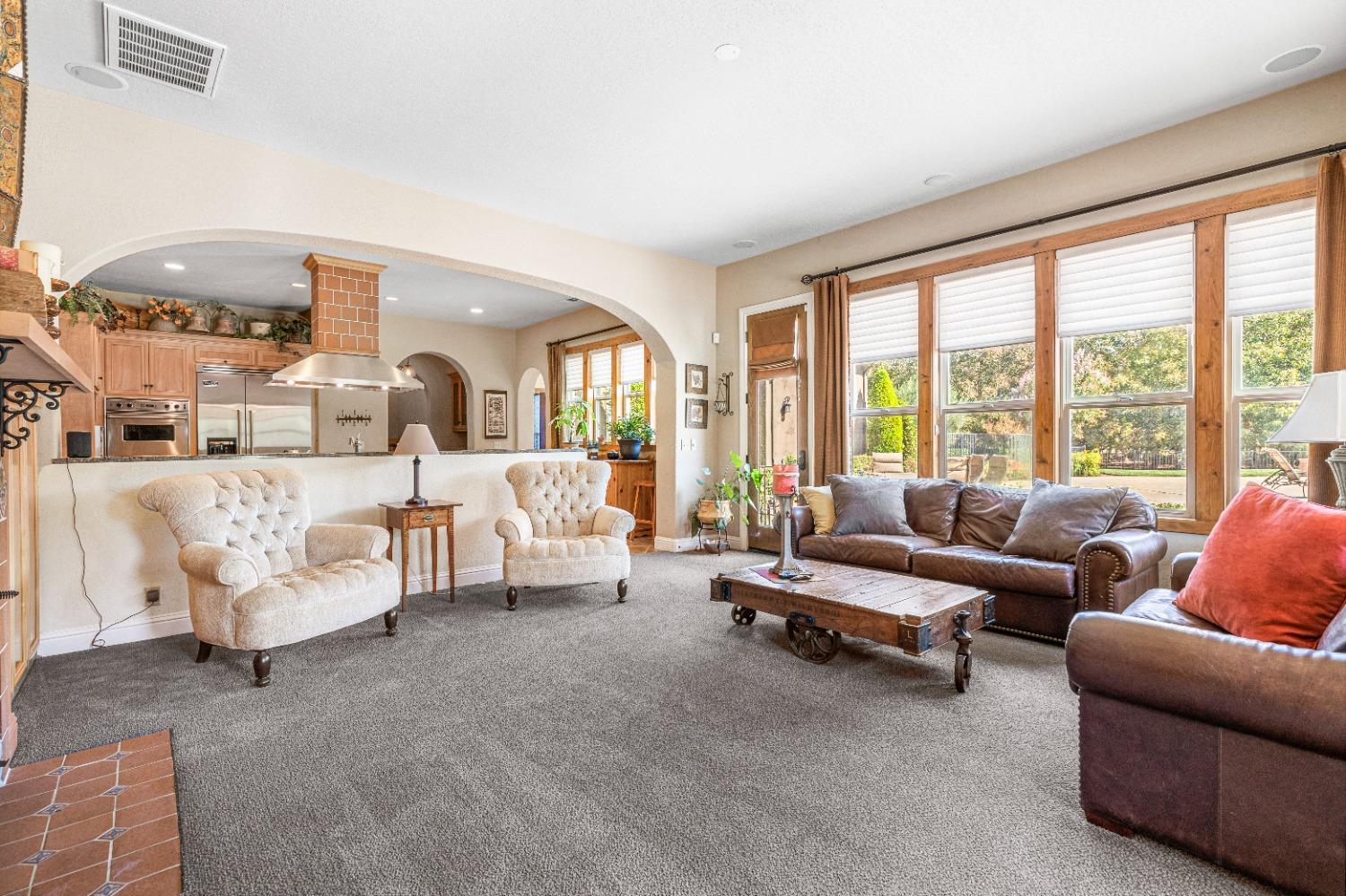 618 Elfers Rd, Patterson, CA 95363