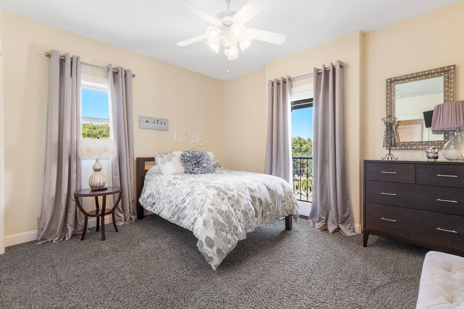 618 Elfers Rd, Patterson, CA 95363