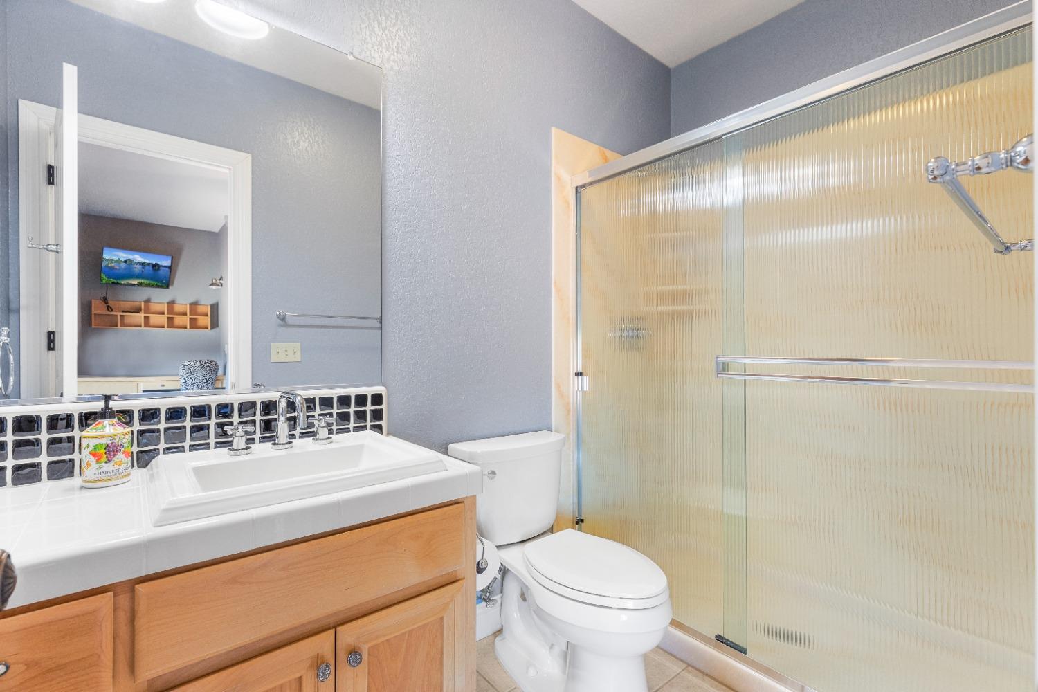 618 Elfers Rd, Patterson, CA 95363