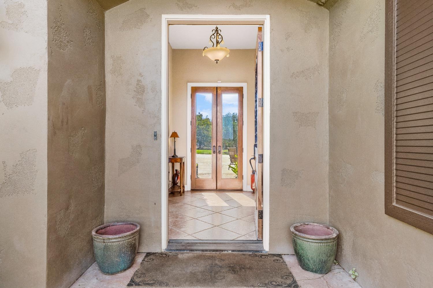 618 Elfers Rd, Patterson, CA 95363