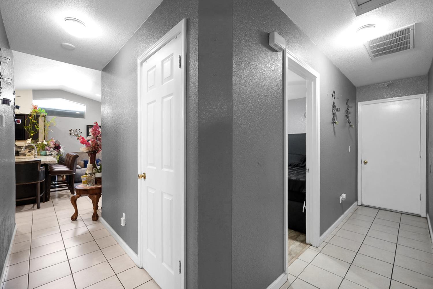 817 N Central Ave, Modesto, CA 95351