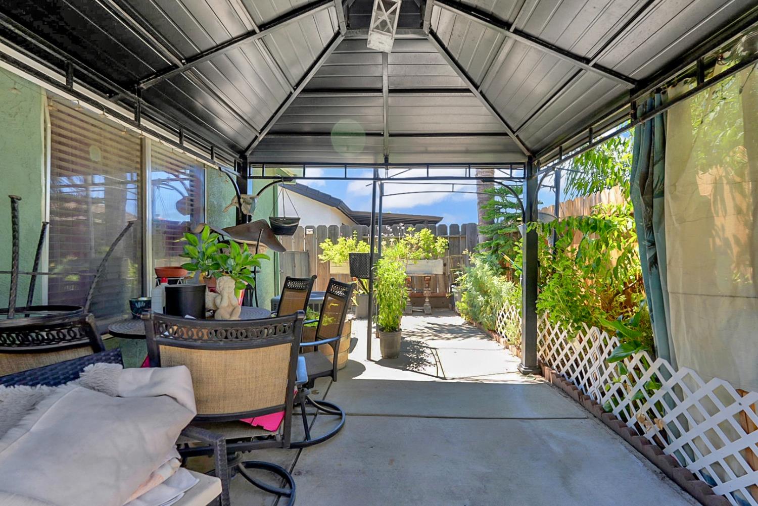 817 N Central Ave, Modesto, CA 95351