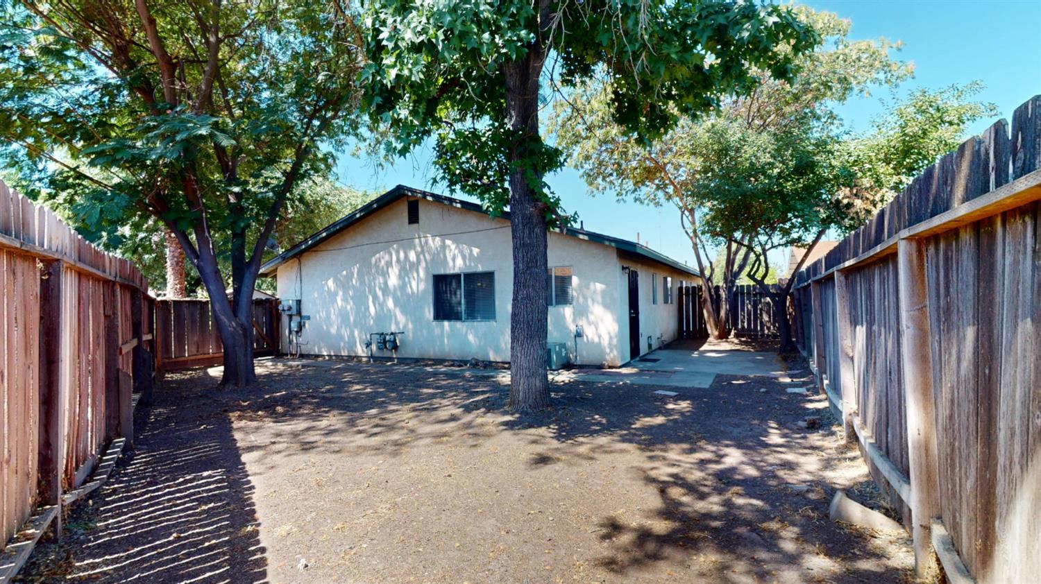 1819 Bradford Ct, Modesto, CA 95355