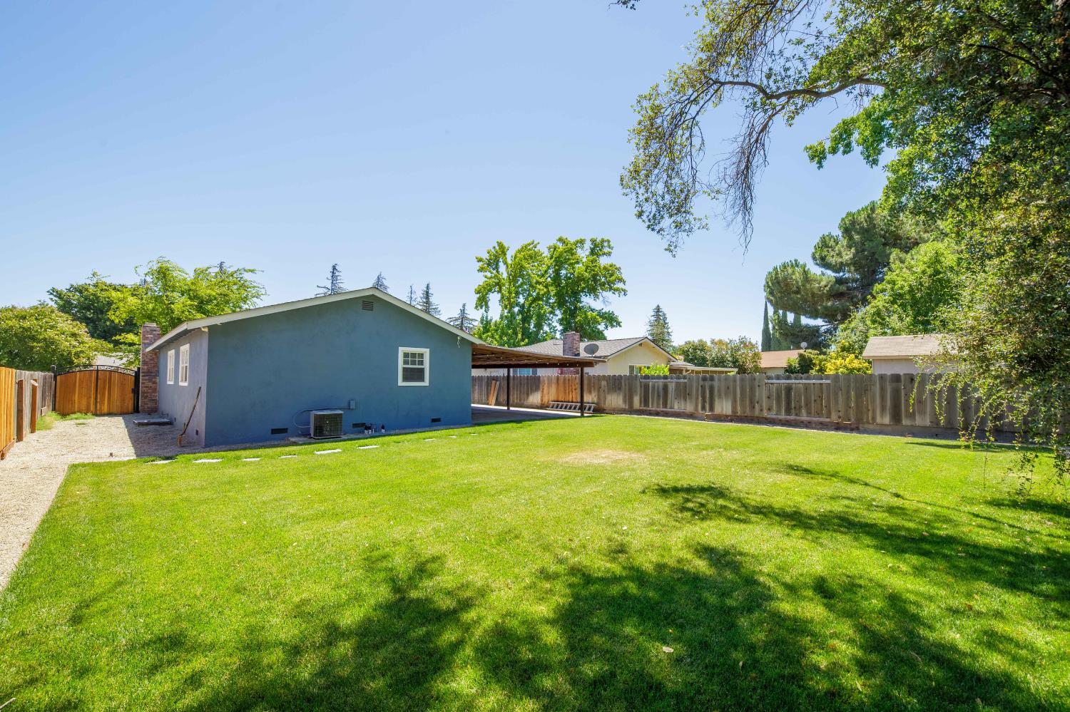 30 Willow Glen Ave, Oakdale, CA 95361