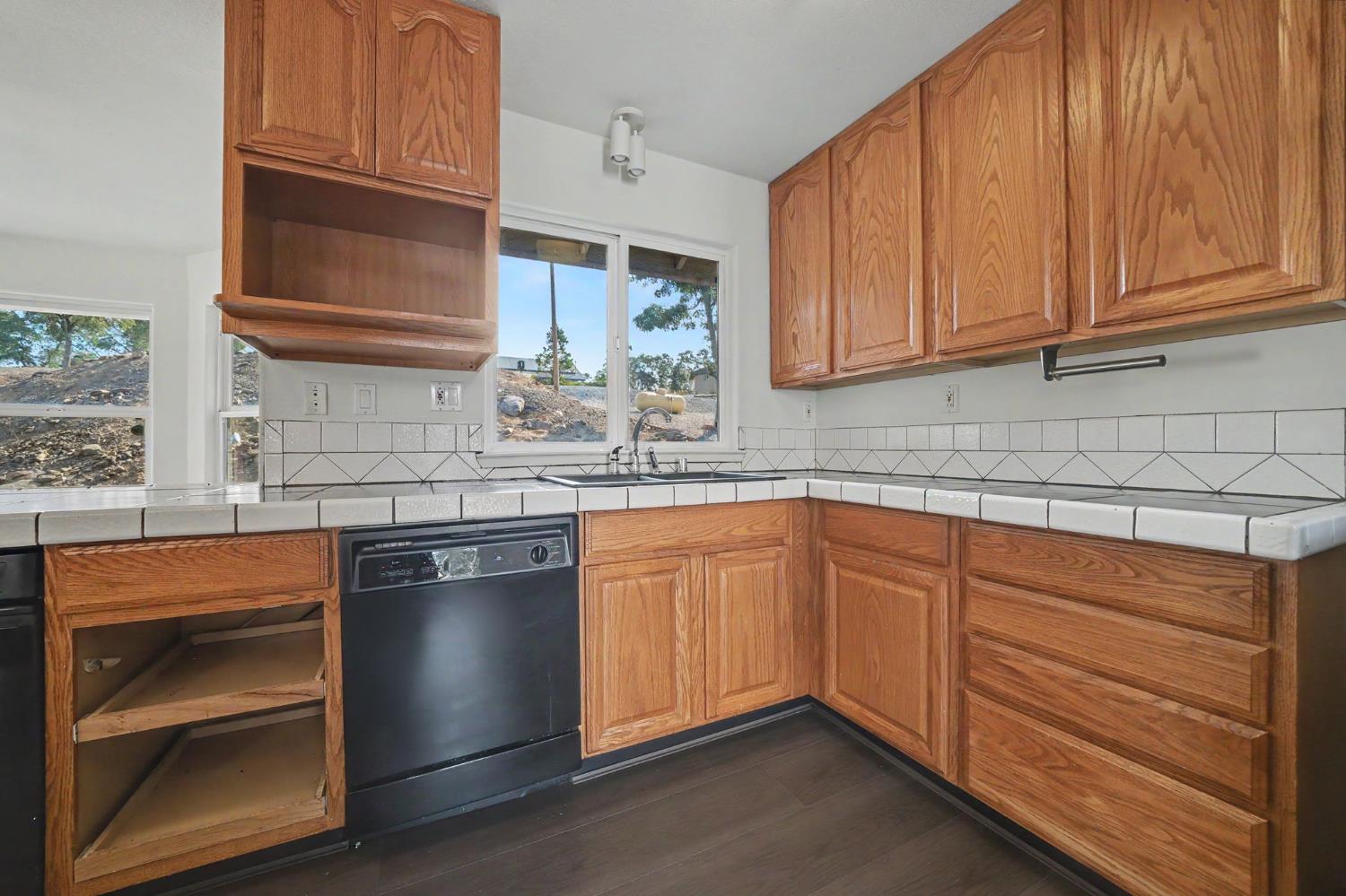 3032 Arrowhead St, Copperopolis, CA 95228