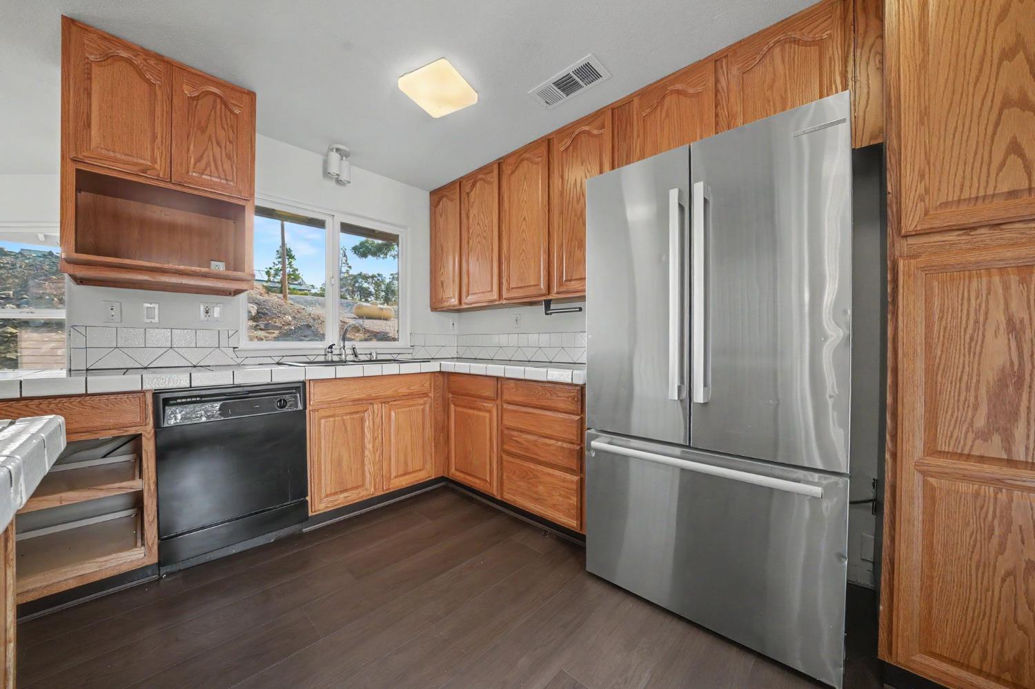 3032 Arrowhead St, Copperopolis, CA 95228