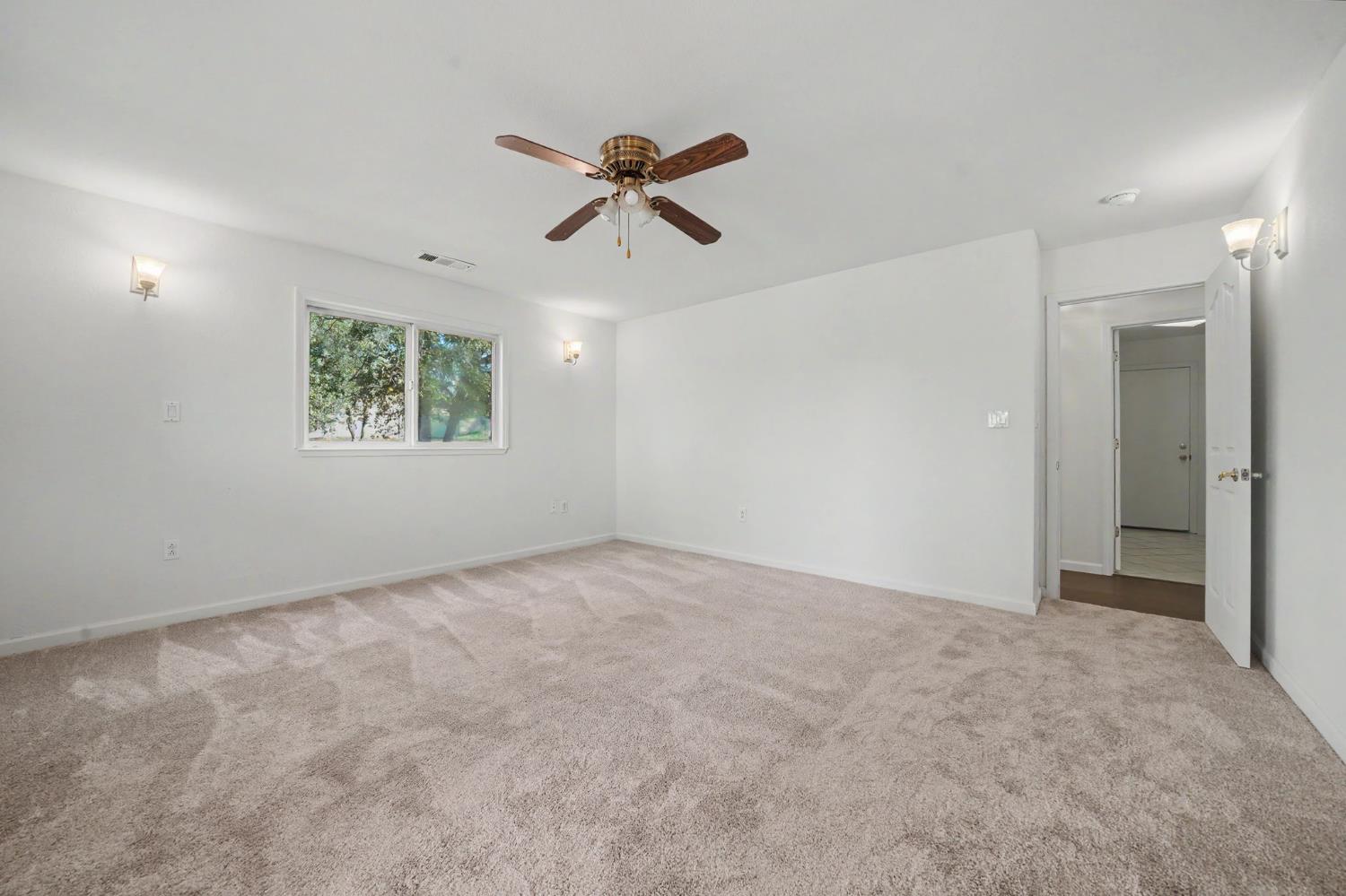 3032 Arrowhead St, Copperopolis, CA 95228