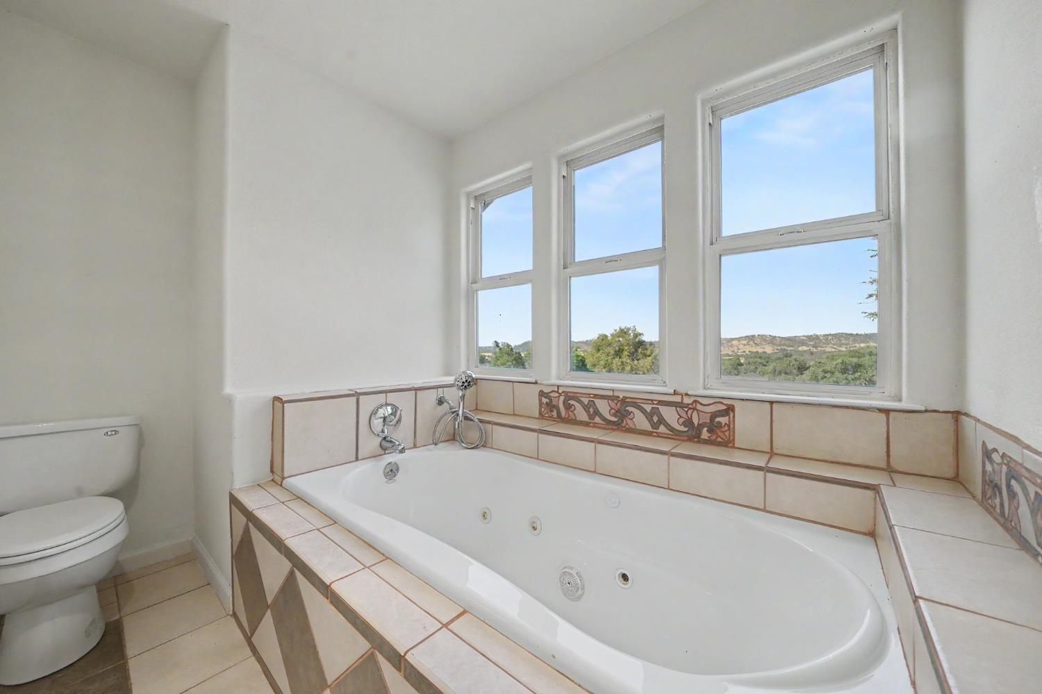 3032 Arrowhead St, Copperopolis, CA 95228