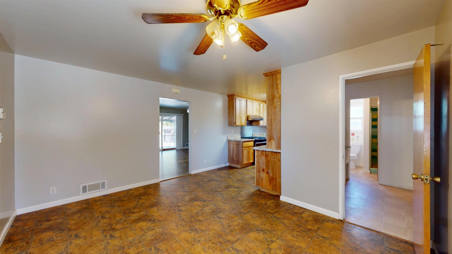 5215 Prairie Flower Rd, Ceres, CA 95307