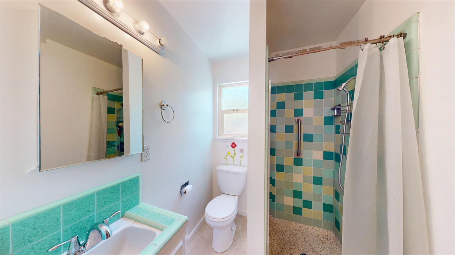 5215 Prairie Flower Rd, Ceres, CA 95307