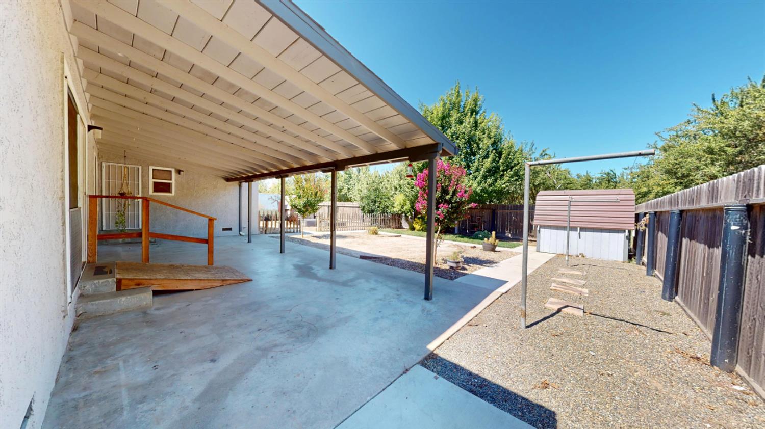 5215 Prairie Flower Rd, Ceres, CA 95307