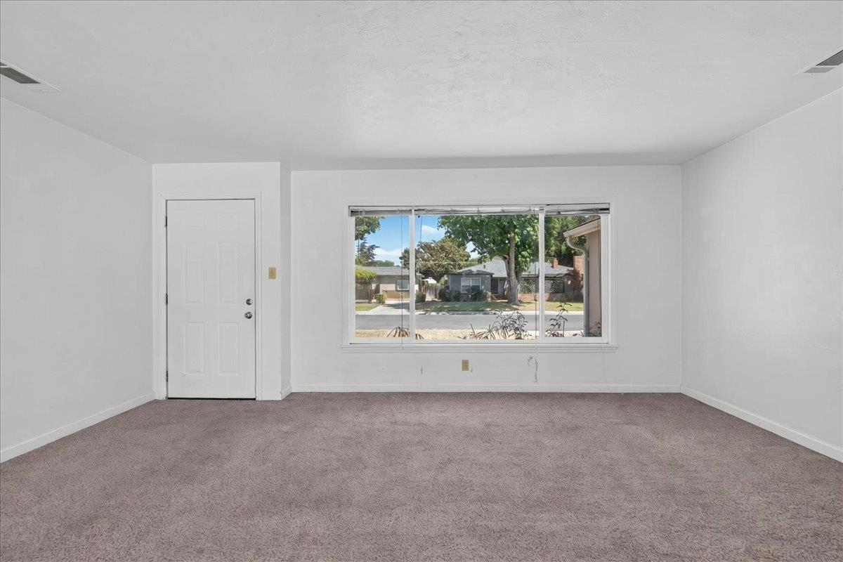1627 Albany Ave, Modesto, CA 95350