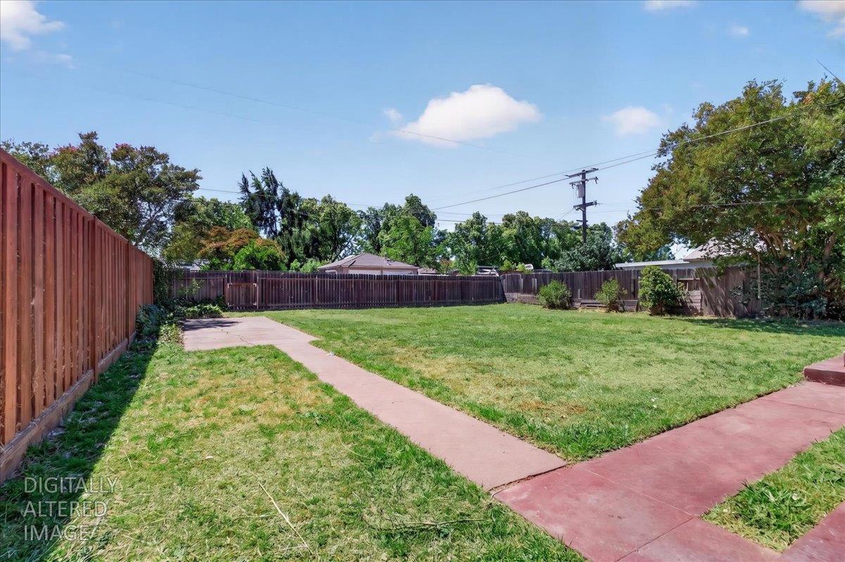1627 Albany Ave, Modesto, CA 95350