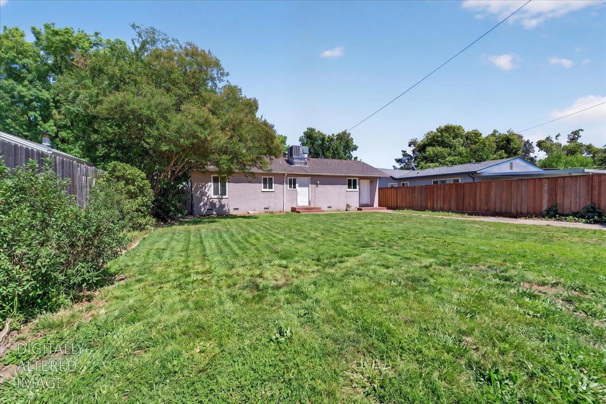 1627 Albany Ave, Modesto, CA 95350