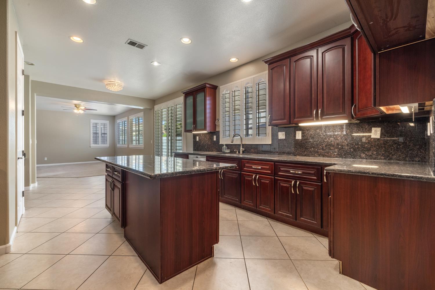 3641 Wild Oak Dr, Ceres, CA 95307