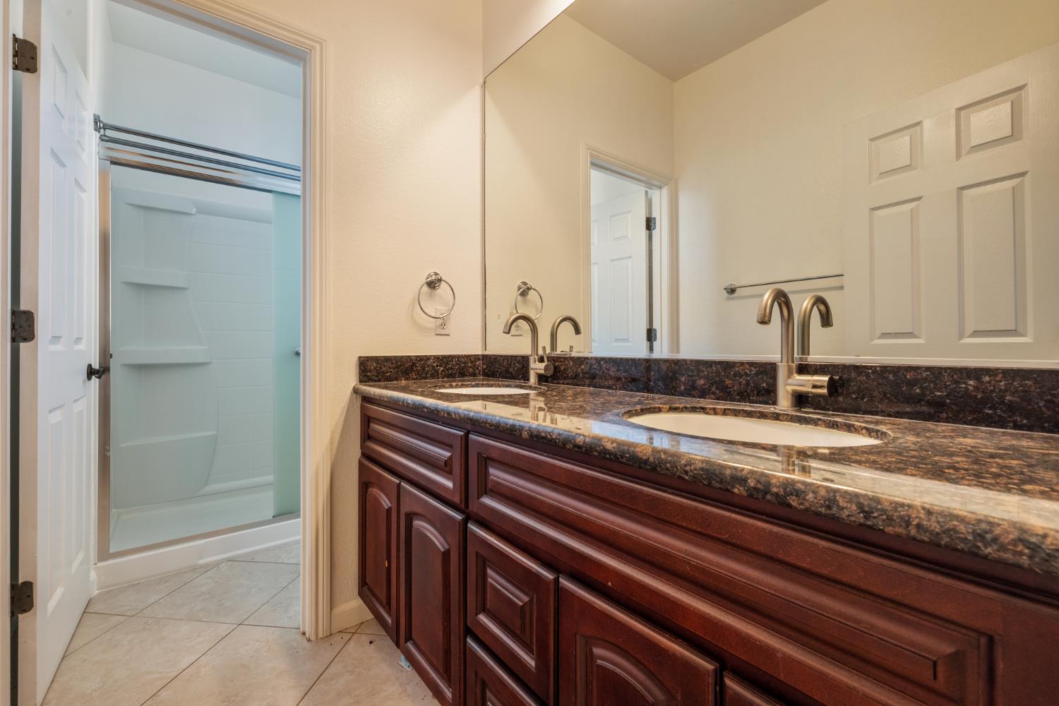 3641 Wild Oak Dr, Ceres, CA 95307