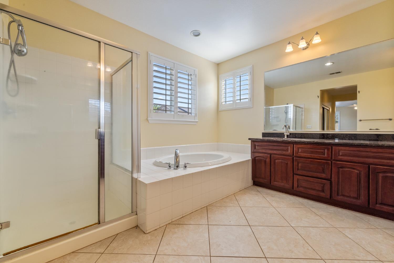 3641 Wild Oak Dr, Ceres, CA 95307