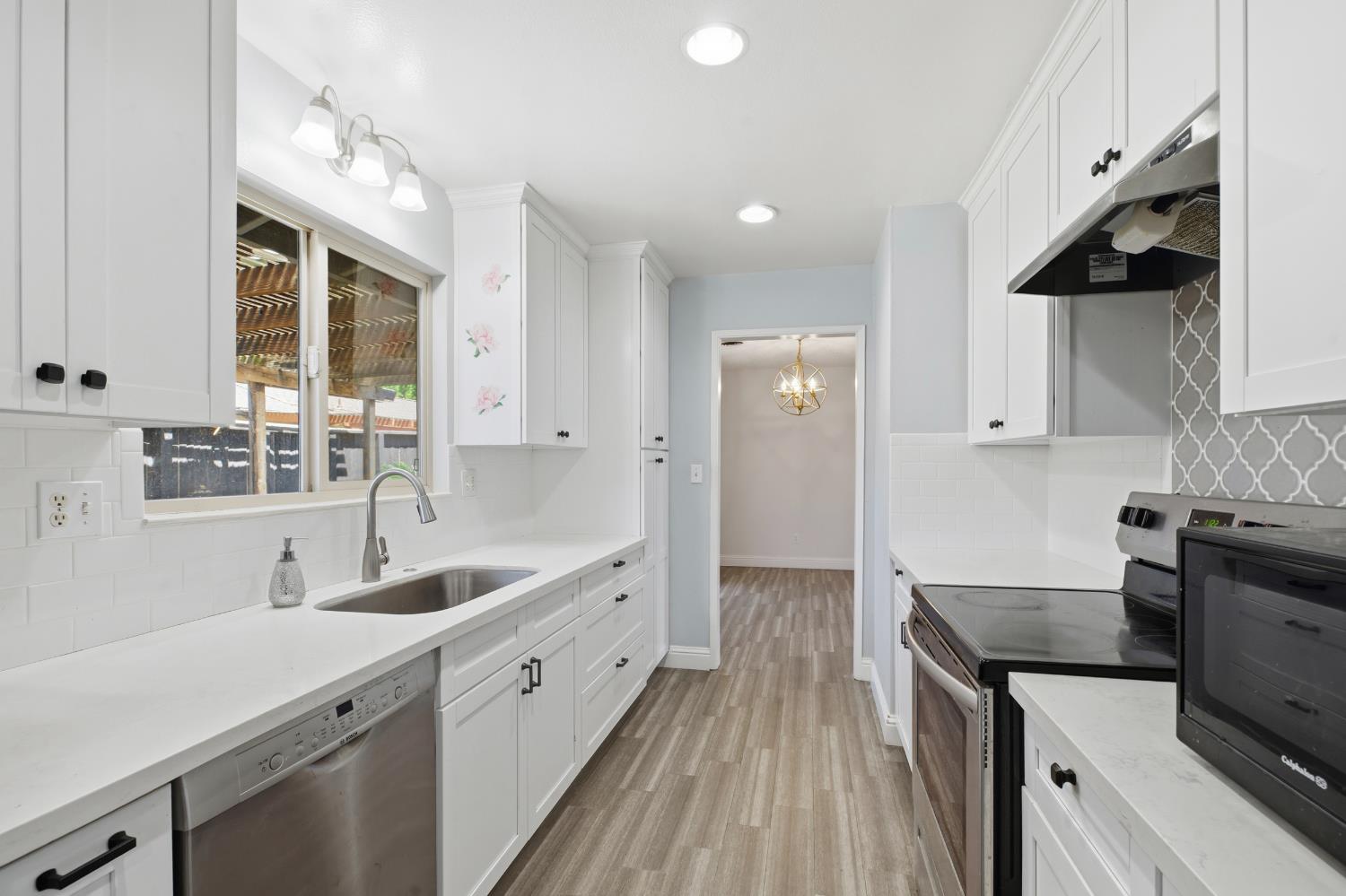 215 Floyd Ave #26, Modesto, CA 95350