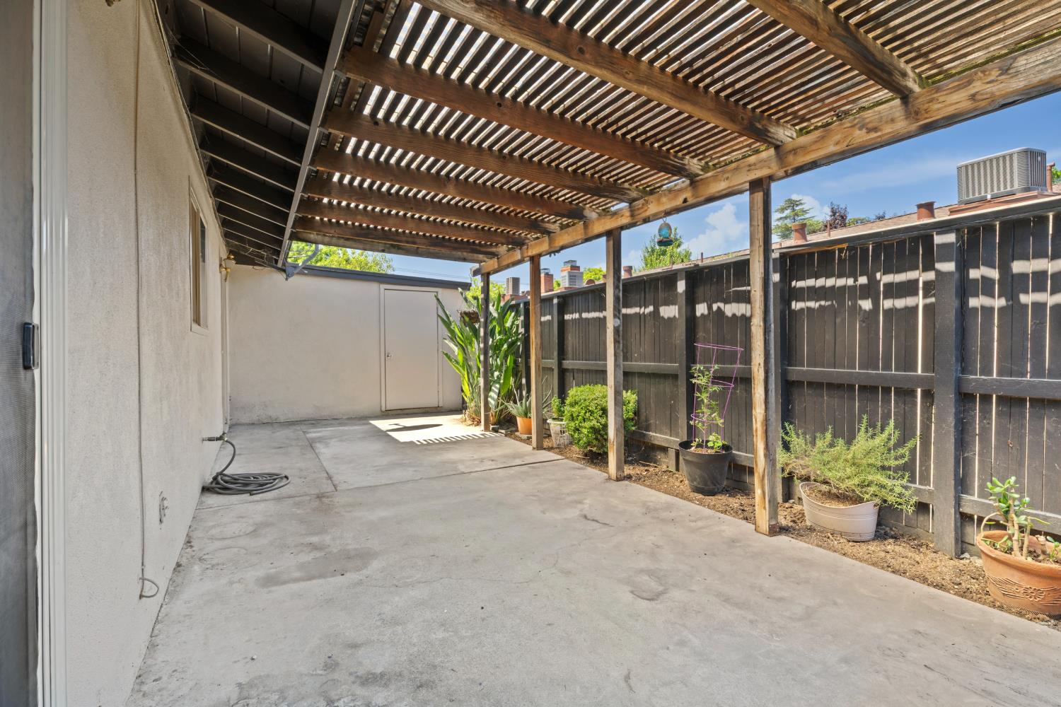 215 Floyd Ave #26, Modesto, CA 95350