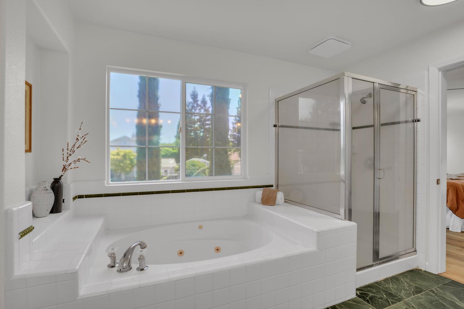 4101 Rose Parade, Modesto, CA 95357