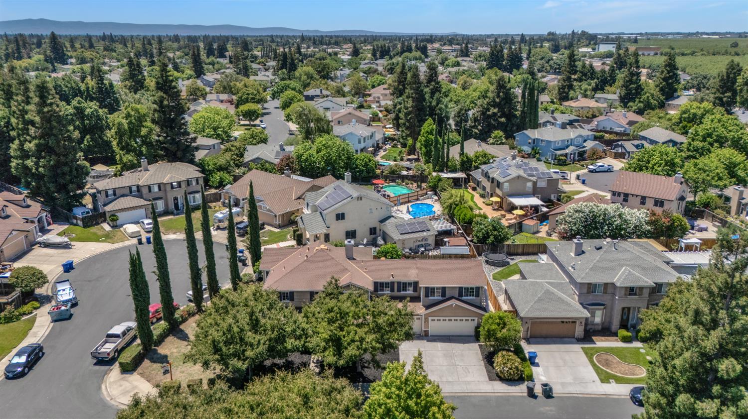 4101 Rose Parade, Modesto, CA 95357