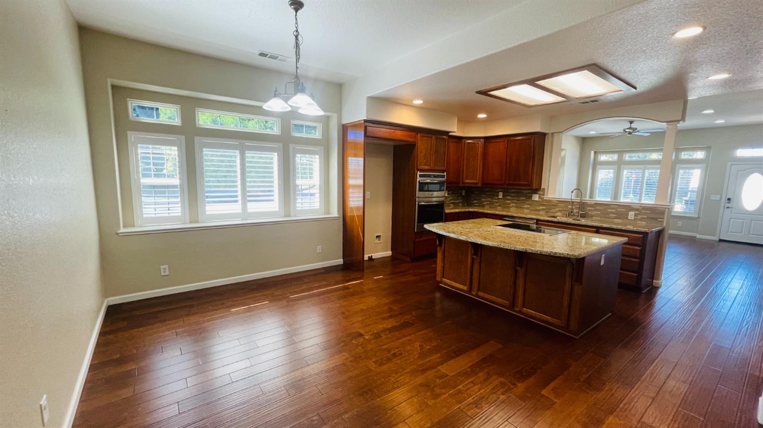 428 E Milgeo Ave, Ripon, CA 95366